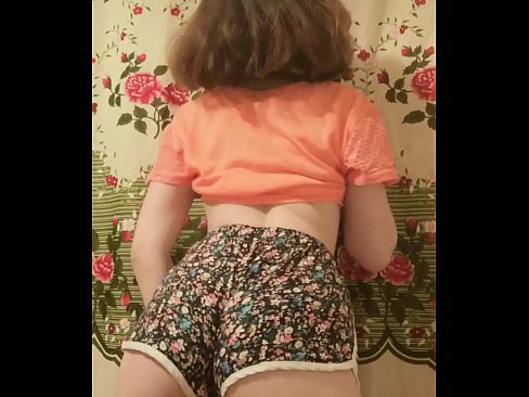 ❤️ सेक्सी युवा बेब अलग करना बंद उसकी शॉर्ट्स पर कैमरा ❤ फूहड़ हम पर